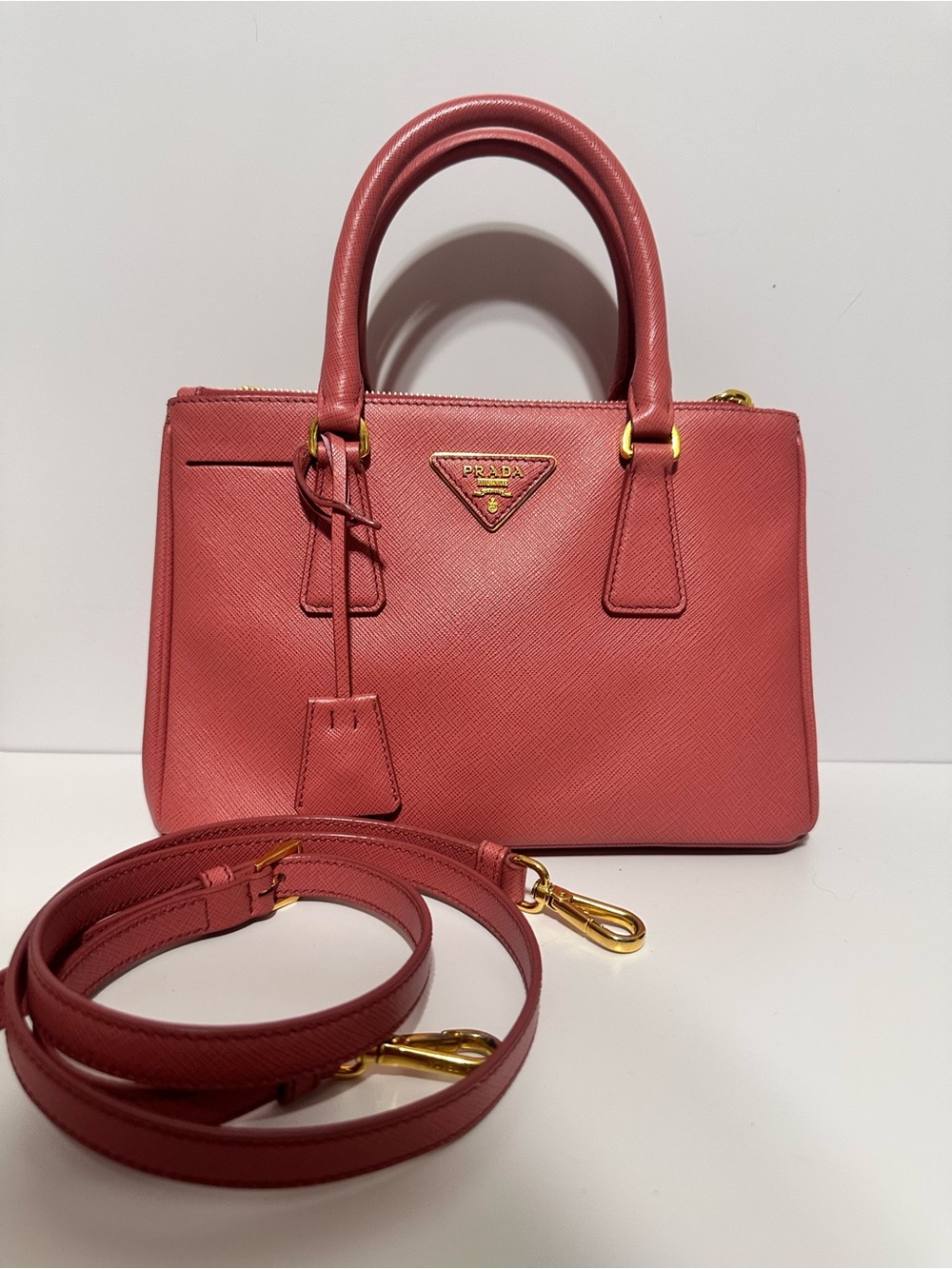 Prada ❤️🌟 Coral Pink Saffiano Leather Satchel with Gold Hardware ⭐️